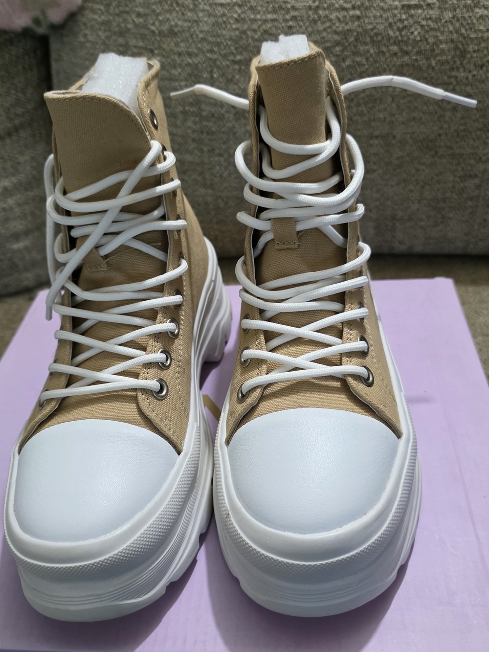 Women’s Lace-Up Platform Boots in Tan and White
